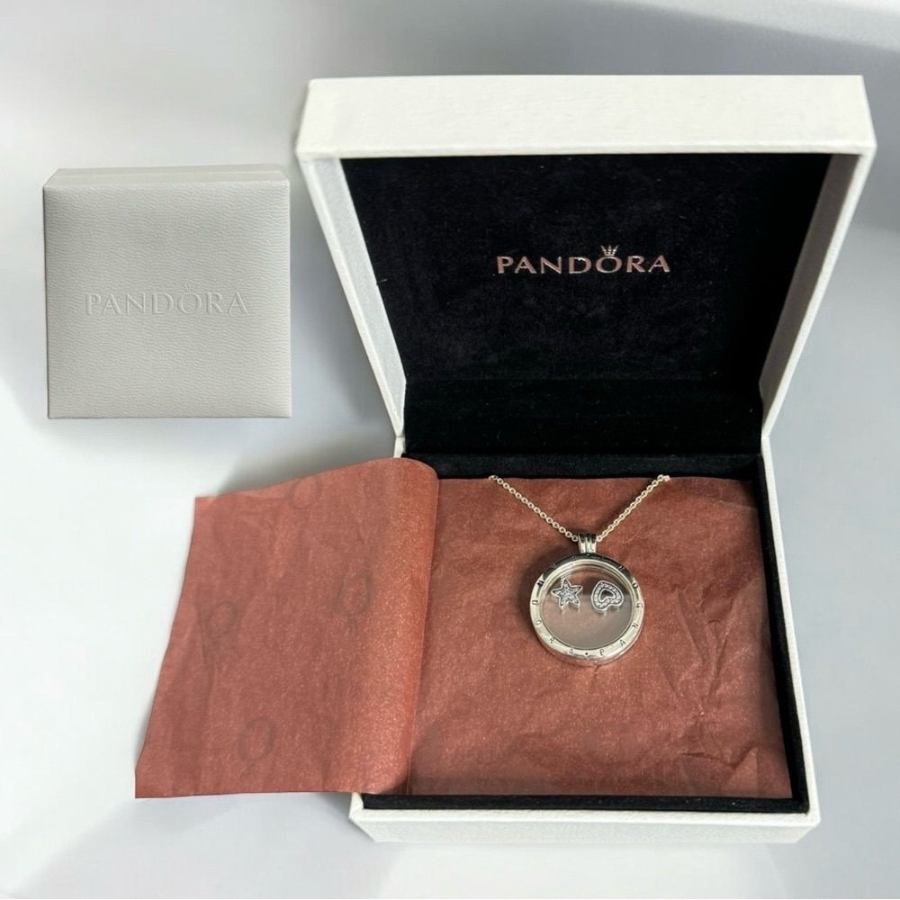 Retired Pandora Petite Memories Large Floating Locket & 2 Petite Charms - Picture 5 of 16